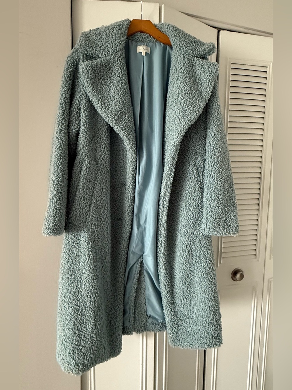 LOFT Lou & Grey Teddy Coat - Picture 2 of 4